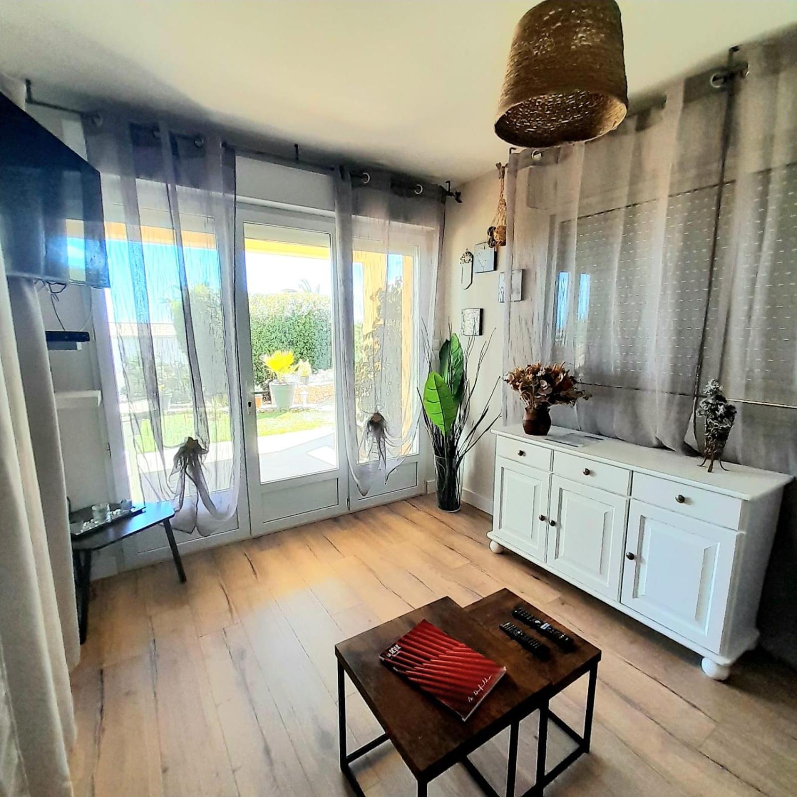 Vila Les Demeures De Thau Bouzigues Exteriér fotografie
